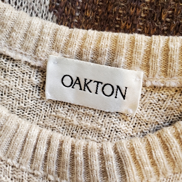 Vintage Oversized Sweater - Picture 3 of 3